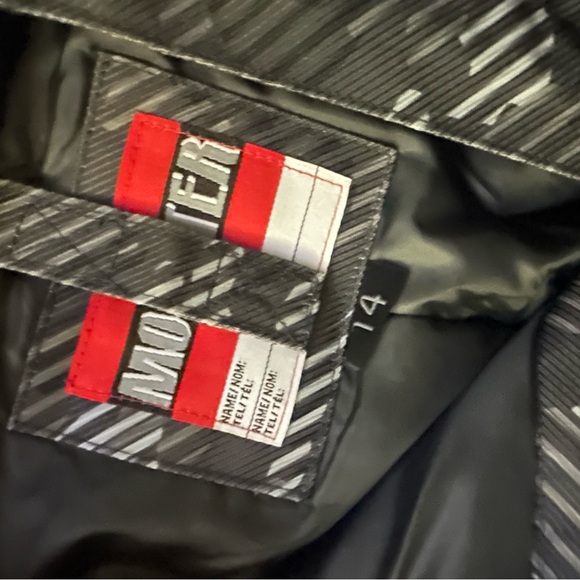 Boys size 14 snow pants.  Great condition and very gently used. - Picture 3 of 3